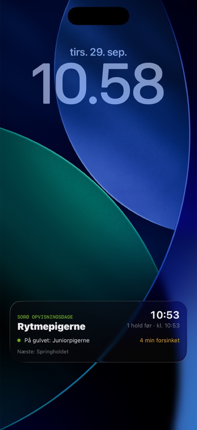 An iPhone lock screen with the OSIS LiveSync Live Activity counting down to a team's performance.